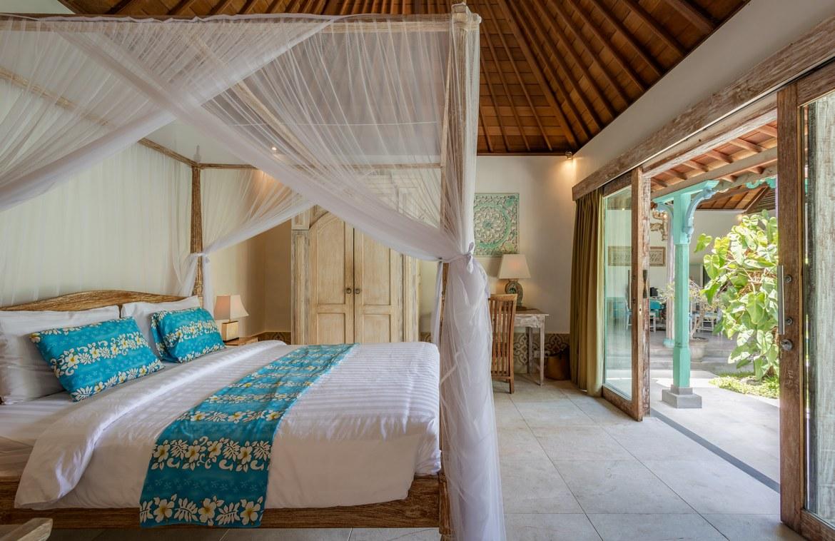Refined 3-Bedroom Leasehold Villa with Pondok Wisata in Seminyak — photo 3