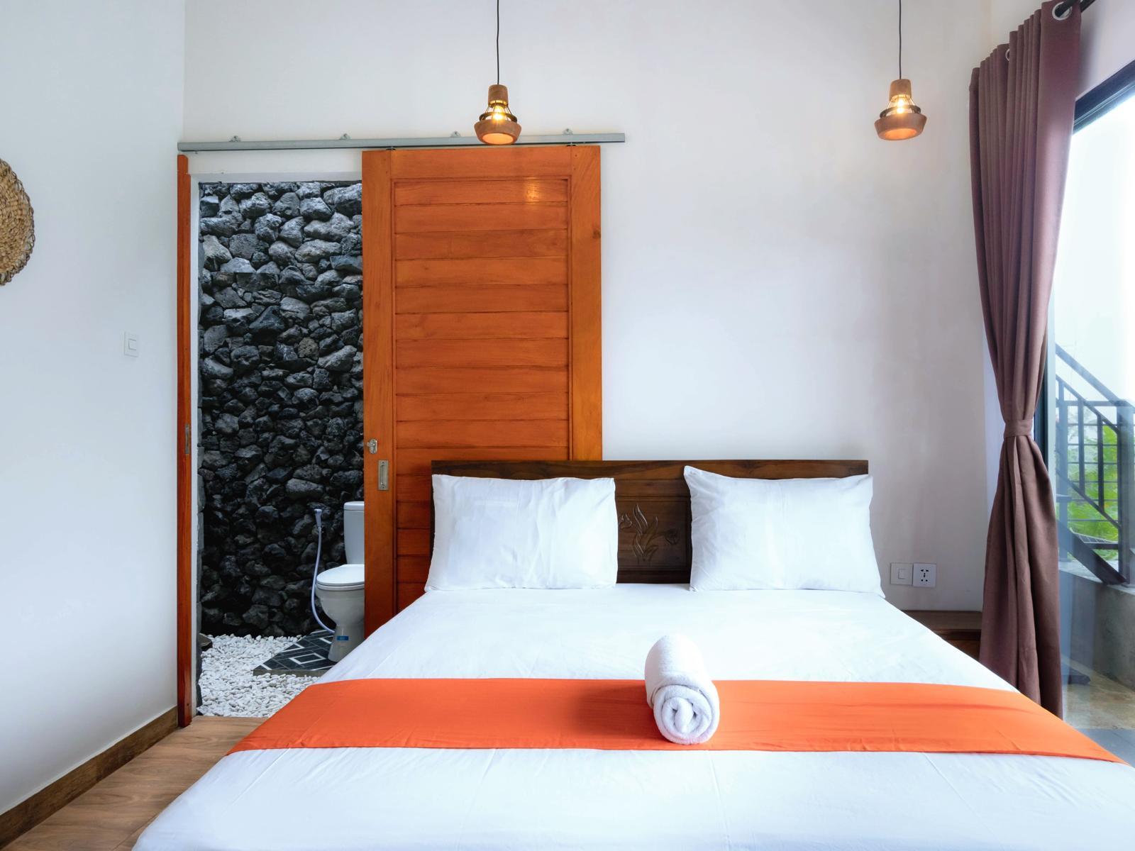 Freehold Tropical Villa in East Bali — photo 4