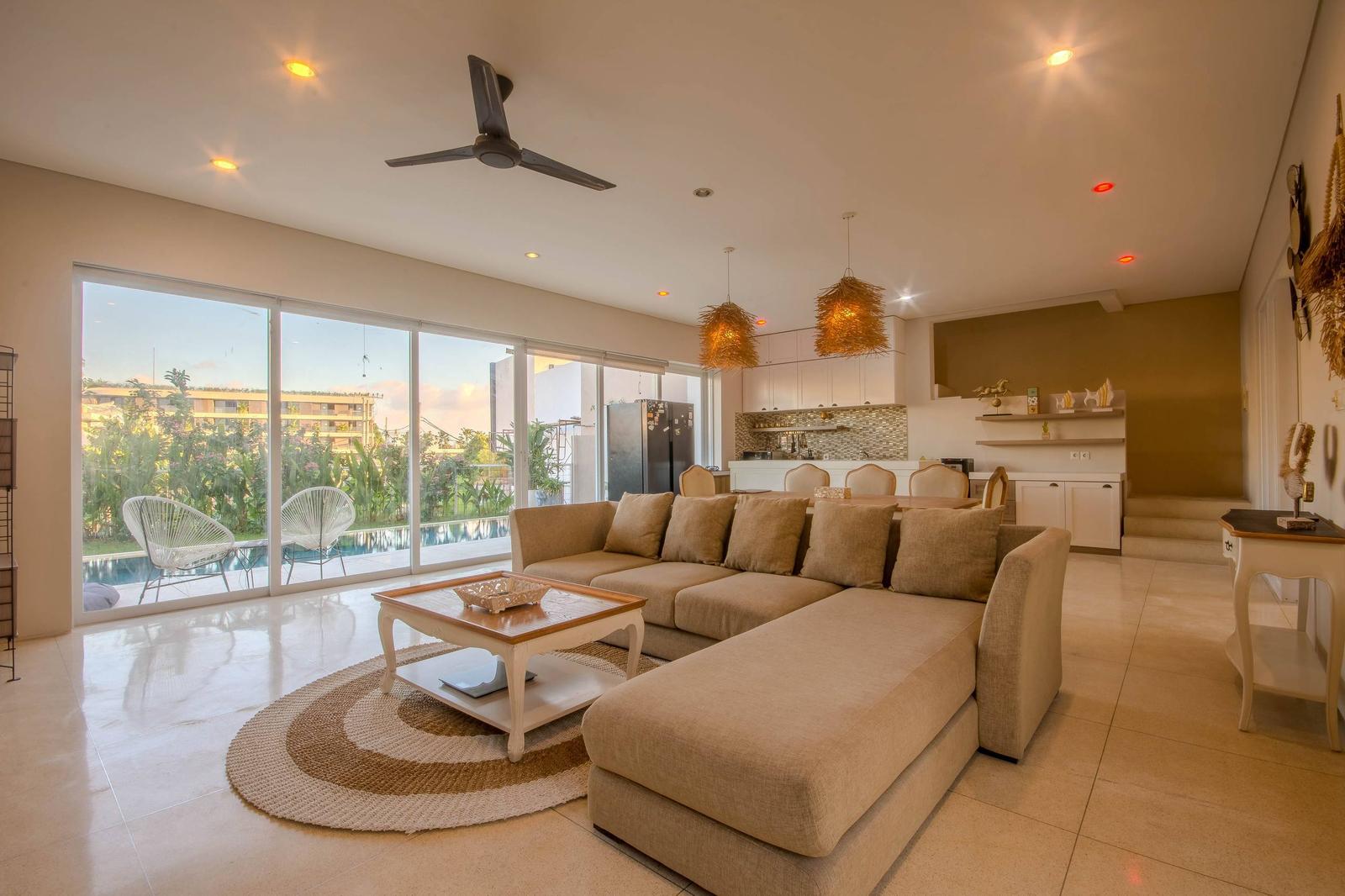 4-bedroom villa in Berawa, Canggu — photo 1