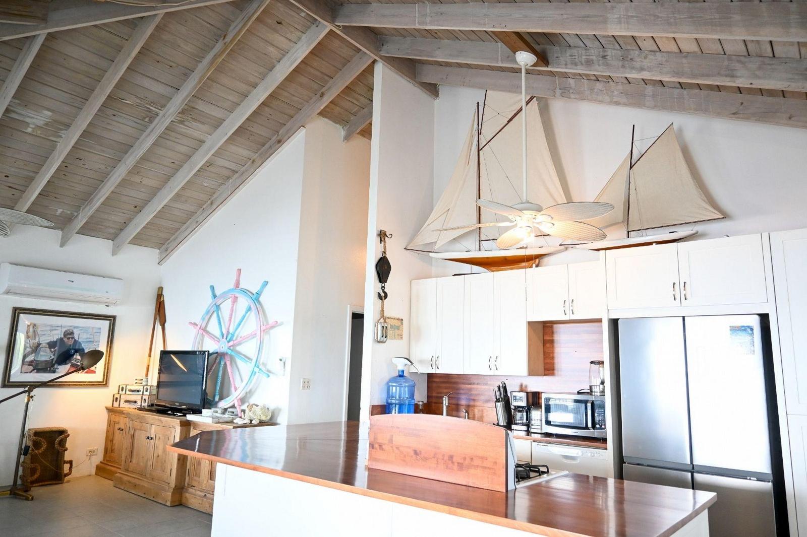 3 Bedroom Residence for sale on LAZY SHORE ROAD in Eleuthera, The Bahamas — photo 5