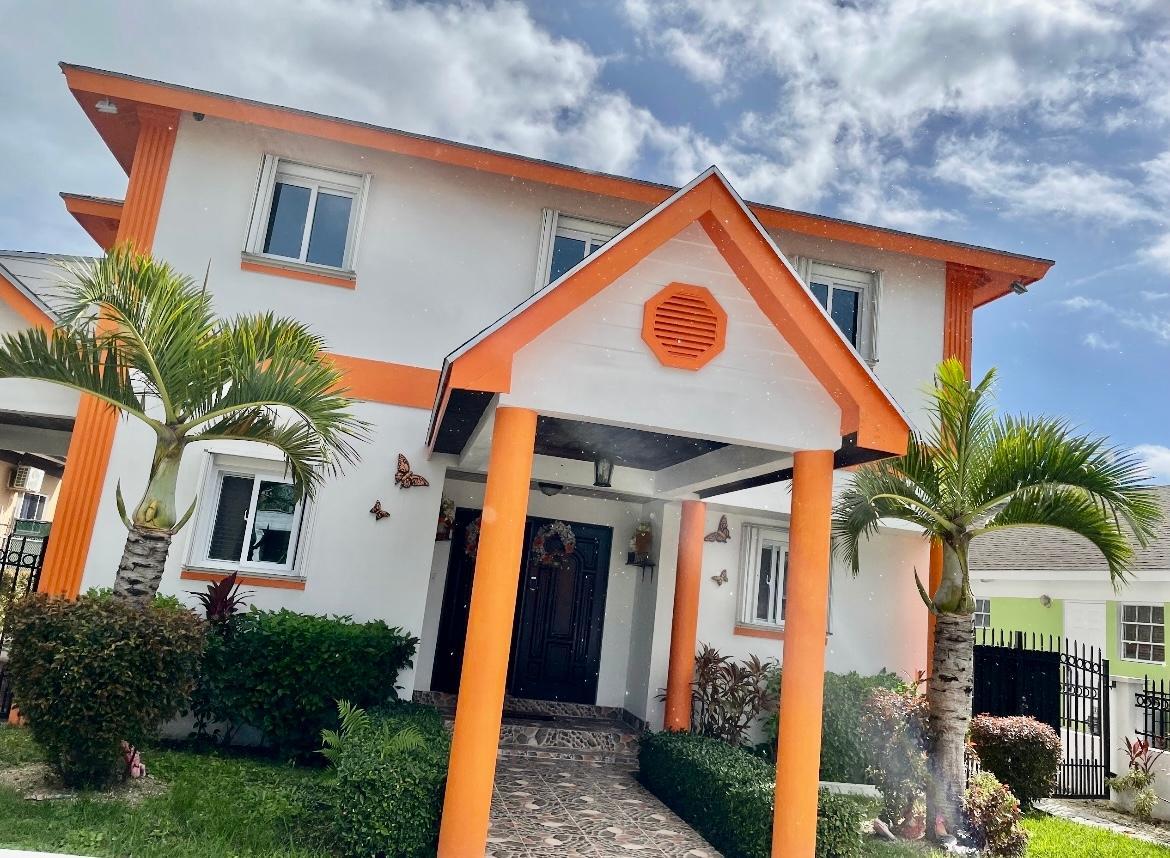 3 bedroom Residence for sale — HOSTA CLOSE TROPICAL GARD in Nassau / New Providence, The Bahamas — photo 2