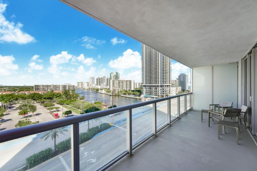 2 bedroom property for sale at The Beachwalk Resort — photo 1