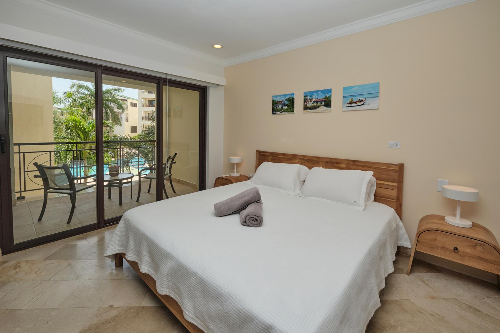 1-bedroom apartment in Palm Beach, Aruba — photo 1