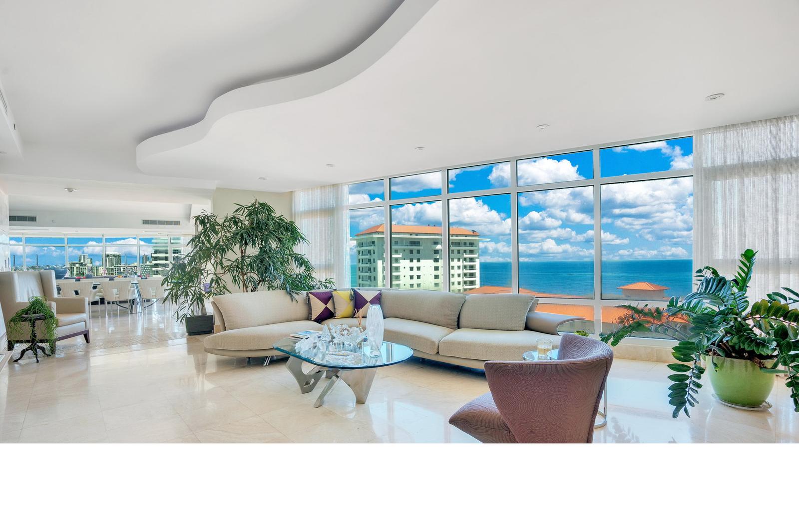 Luxurious Oceanfront Condo San Juan Puerto Rico — photo 1