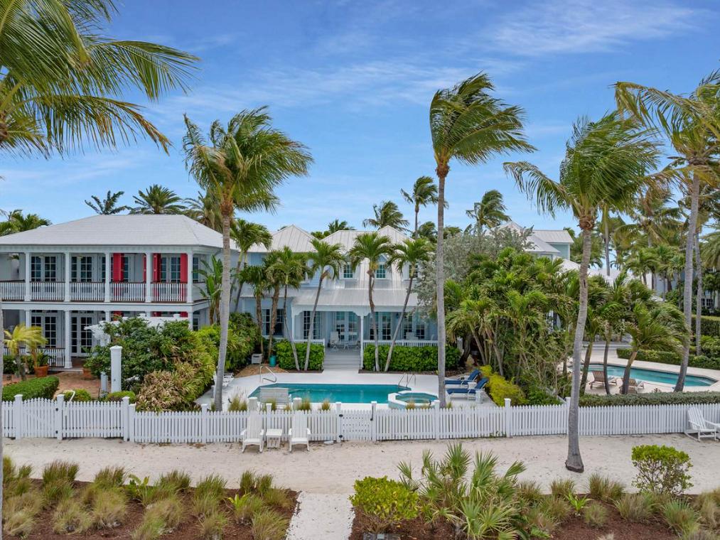 Sunset Key 3BR Private Island Retreat — photo 2