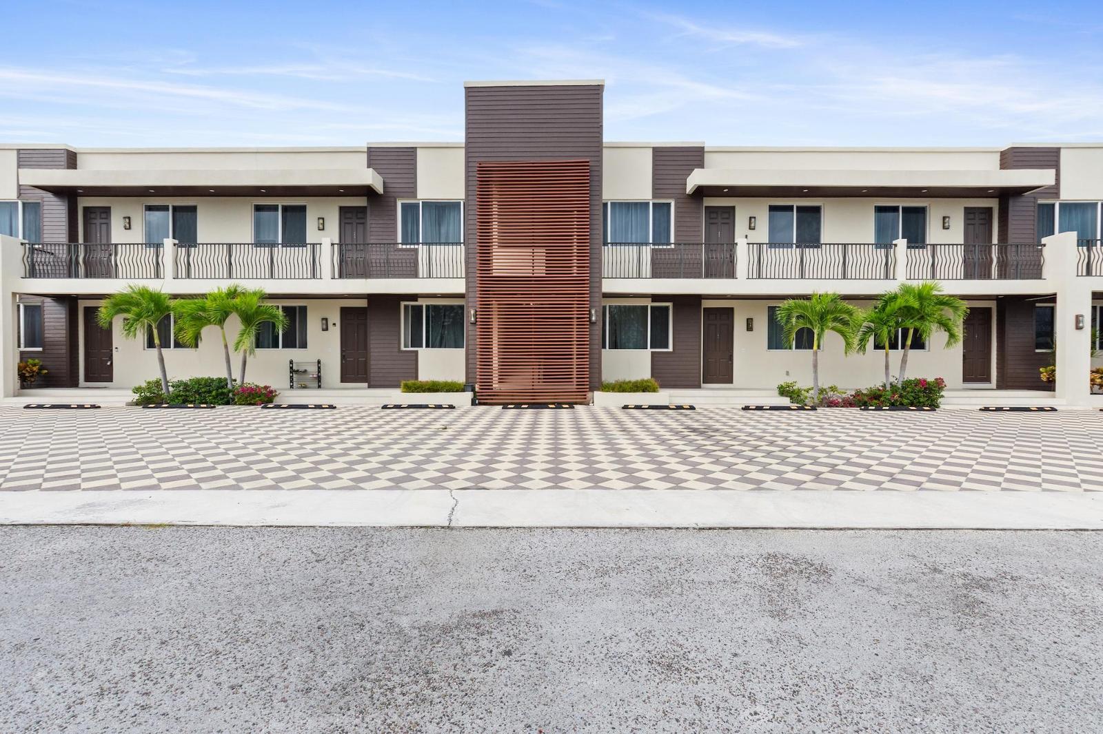 3 bedroom Apartment for sale — ALORAH CONDOMINIUMS in Nassau / New Providence, The Bahamas — photo 2