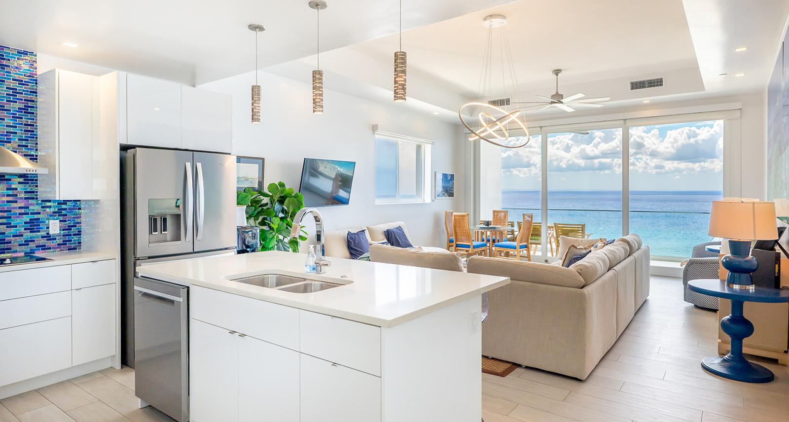 Lighthouse Point Residences - Prime Corner Unit — photo 1