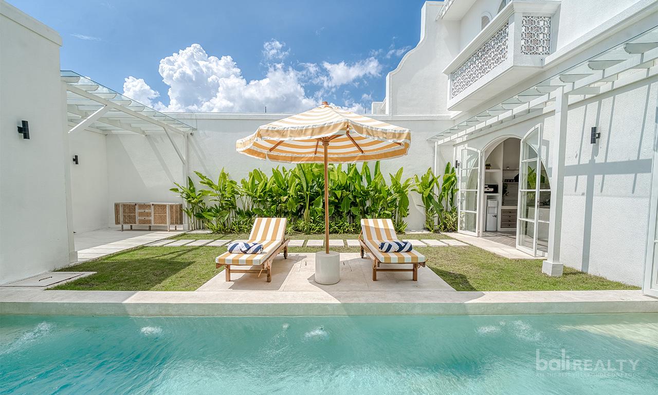 Mediterranean-Inspired Three-Bedroom Freehold Villa in Cemagi, Steps from the Beach — photo 1