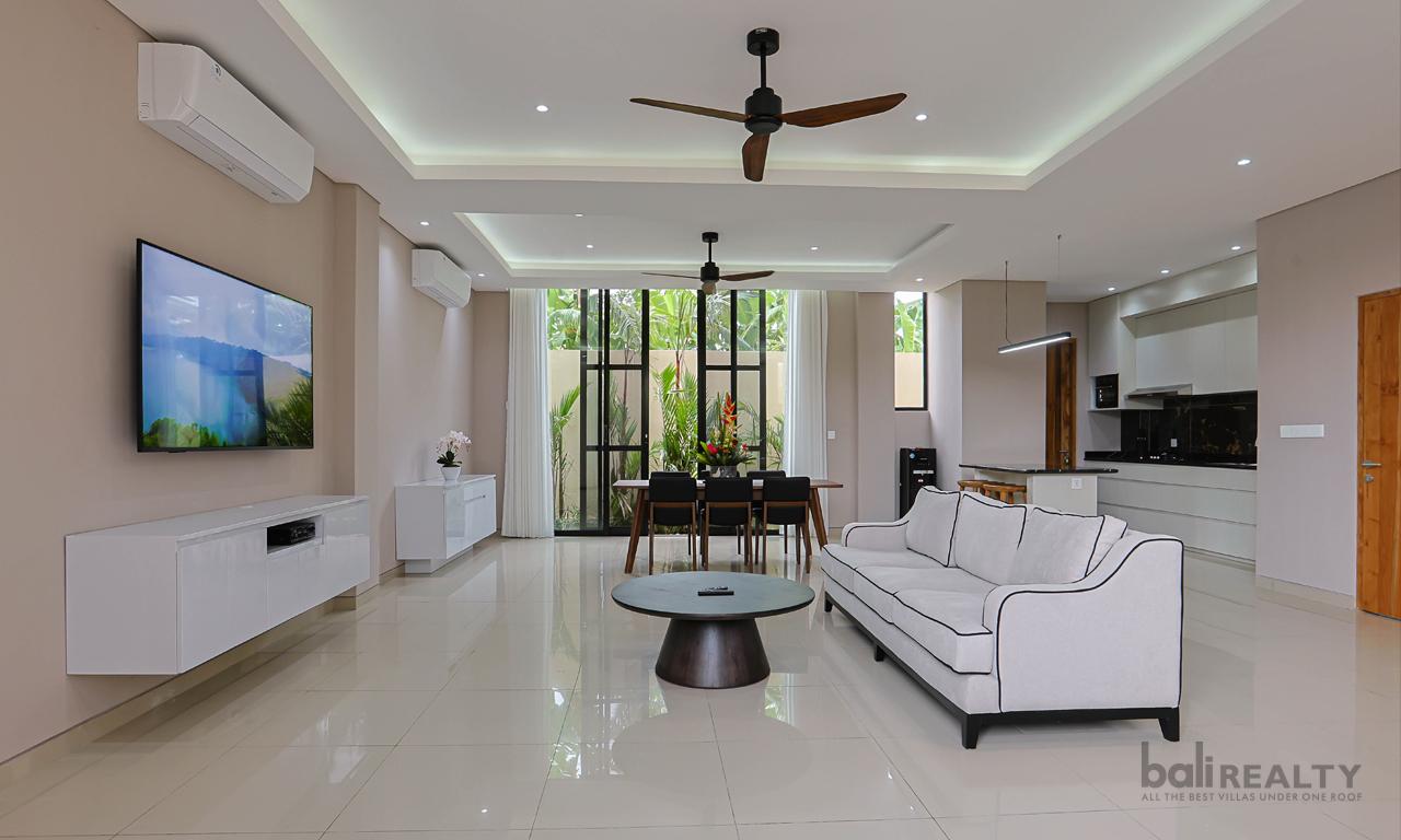 Three-Bedroom Villa in the Heart of Legian — photo 3