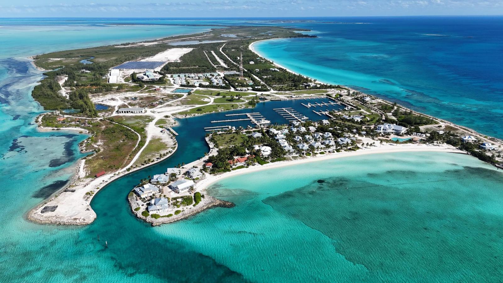 4 Bedroom Residence for Sale - Chub Cay Resort & Marina, The Bahamas — photo 3
