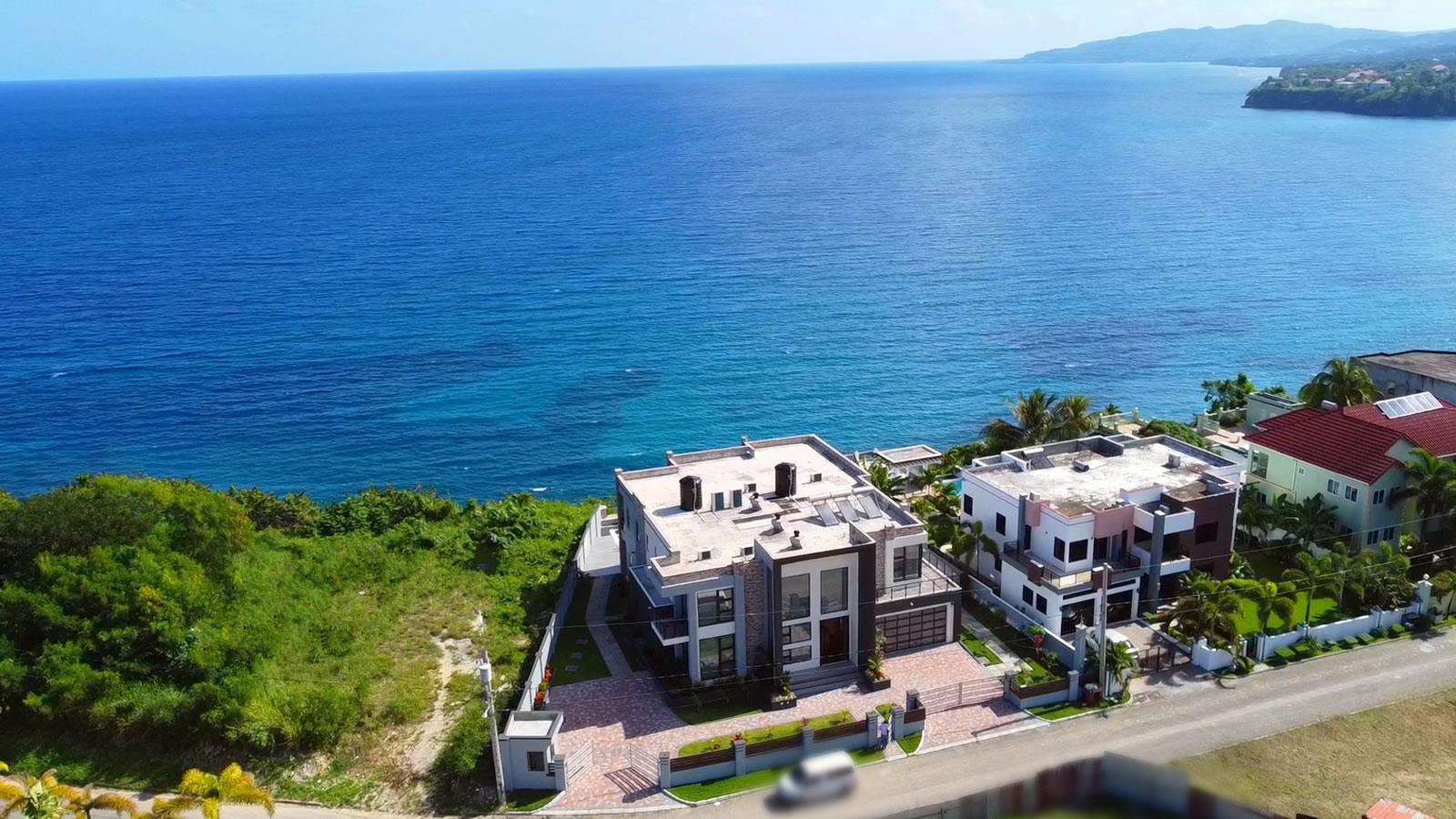6 Bedroom Luxury Beachfront Villa for Sale — photo 5