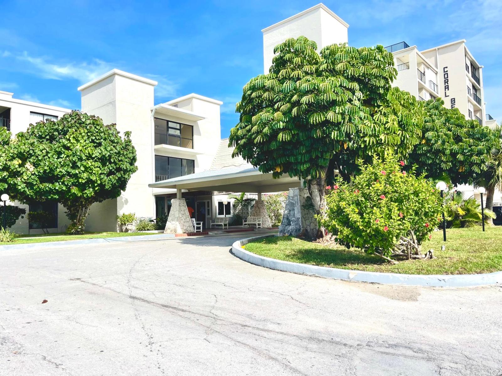Apartment for sale - CORAL BEACH CONDOMINIUMS in Grand Bahama, The Bahamas — photo 5
