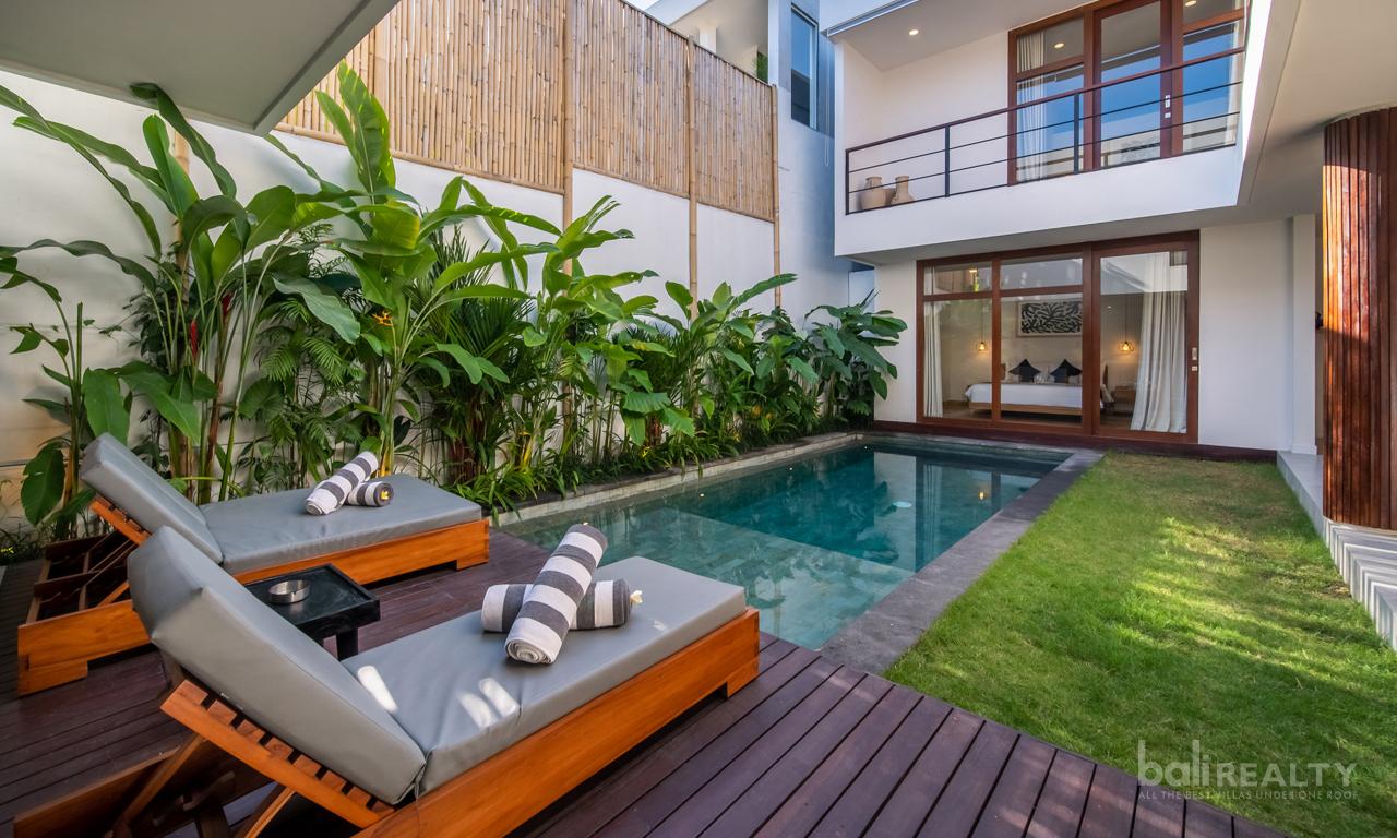 Four bedroom villa for sale in Canggu, Bali, Indonesia — photo 4