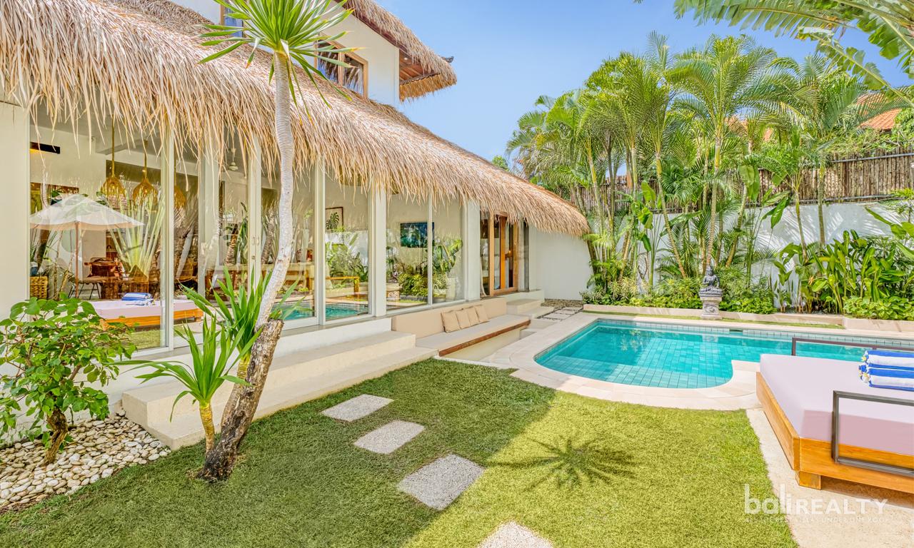 Family-Friendly Four-Bedroom Villa for Yearly Rent in Petitenget, Minutes from the Beach – 2991 — photo 4