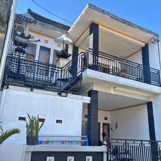 4-bedroom house in Denpasar — photo 1