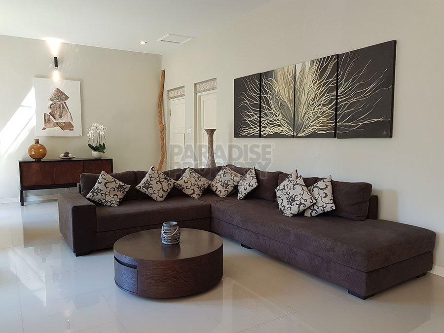 Beautiful Four Bedrooms Freehold Property for Sale in Kerobokan — photo 3