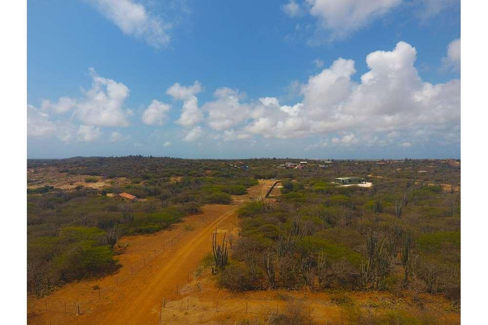 10,215 Sq M of Land for Sale, Nature Villas, Seru Grandi, Bonaire — photo 2