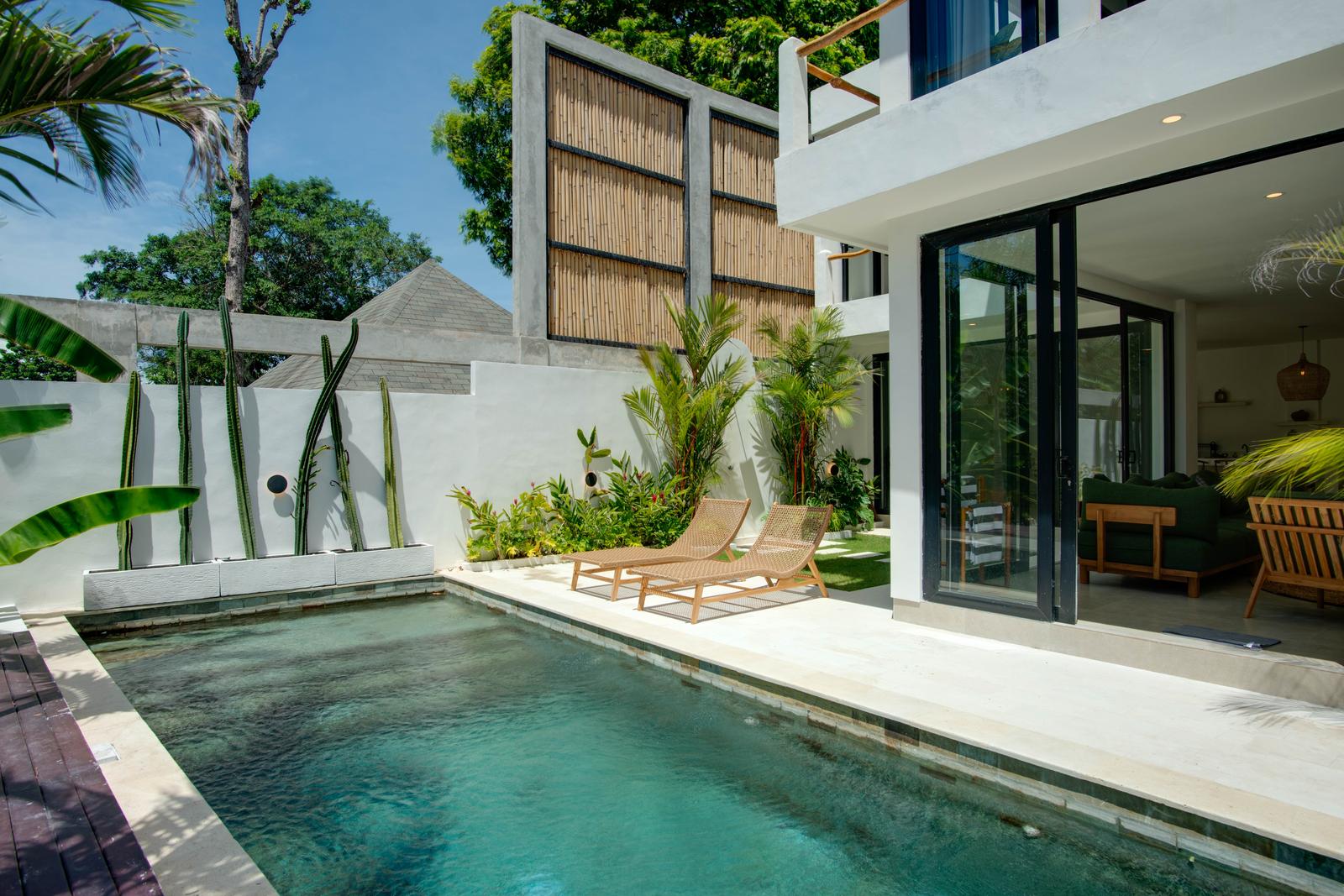 Modern 2-Bedroom Villa in Seseh — photo 1