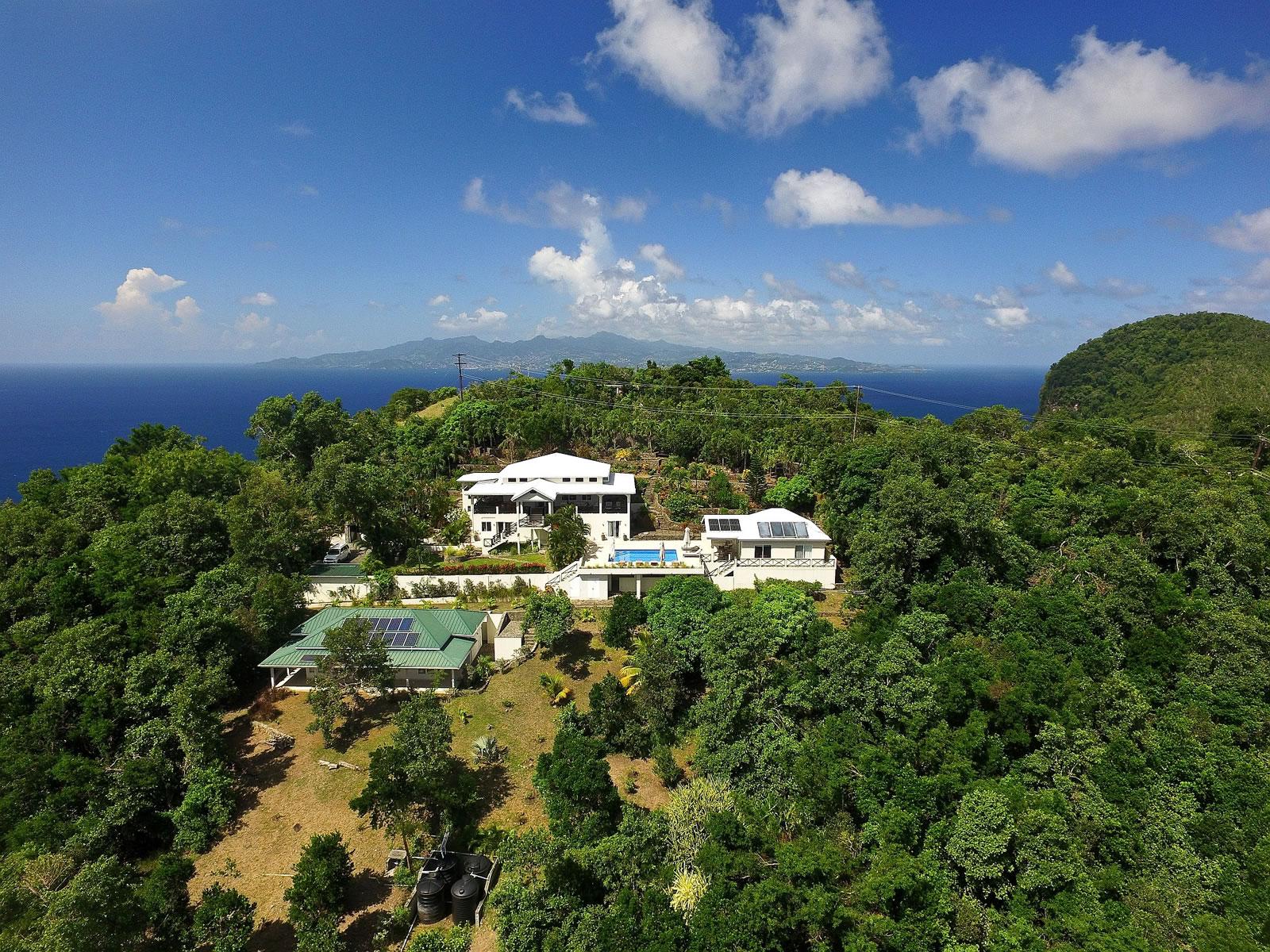 5 Bedroom Luxury Villa for Sale, Spring Estate, Bequia, Grenadines — photo 1
