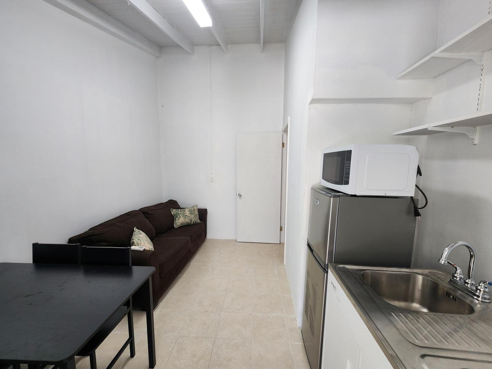 1 bedroom Apartment for sale — BLAIR ESTATES HALF DUPLEX — photo 3
