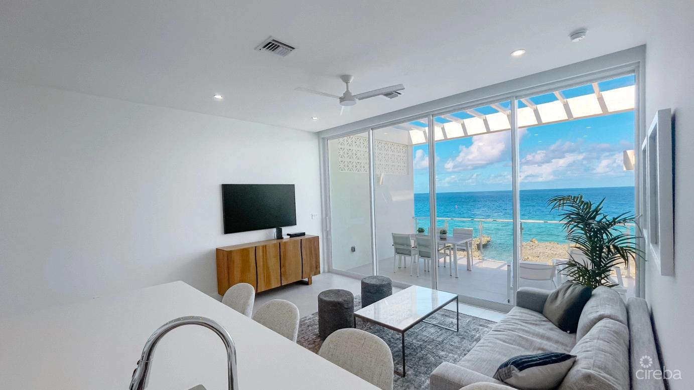 1 bedroom property for sale — Sunset Point #17 — photo 1