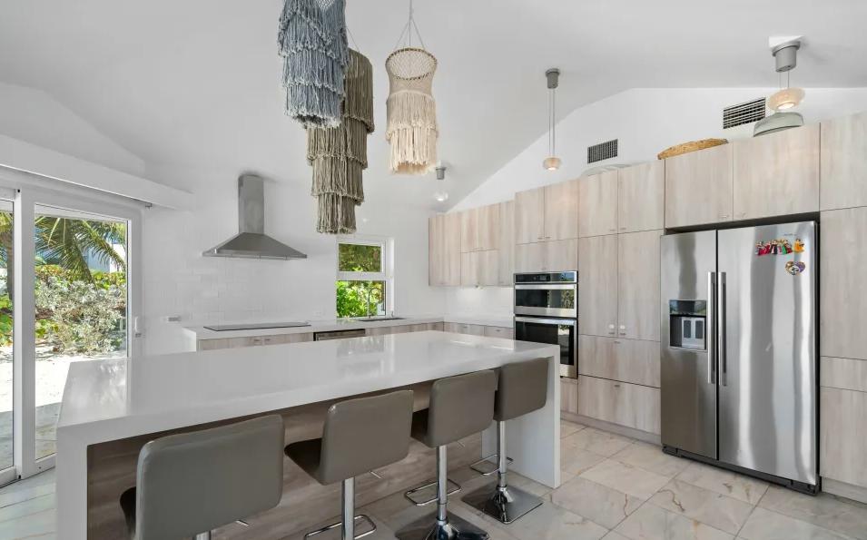 Palm Shores 5BR Idyllic Beach House — photo 4