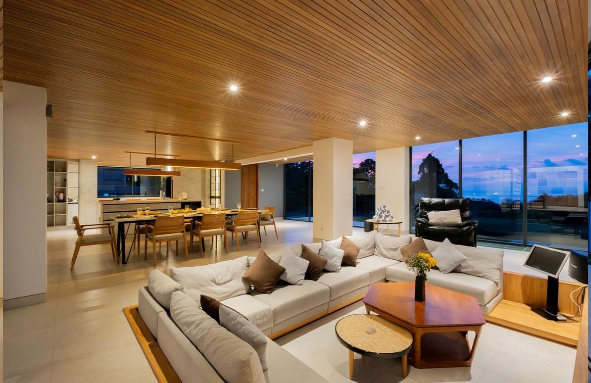 Rare Freehold Villa Overlooking Golf Course in Pecatu in Bukit West, Bali, Indonesia — photo 5