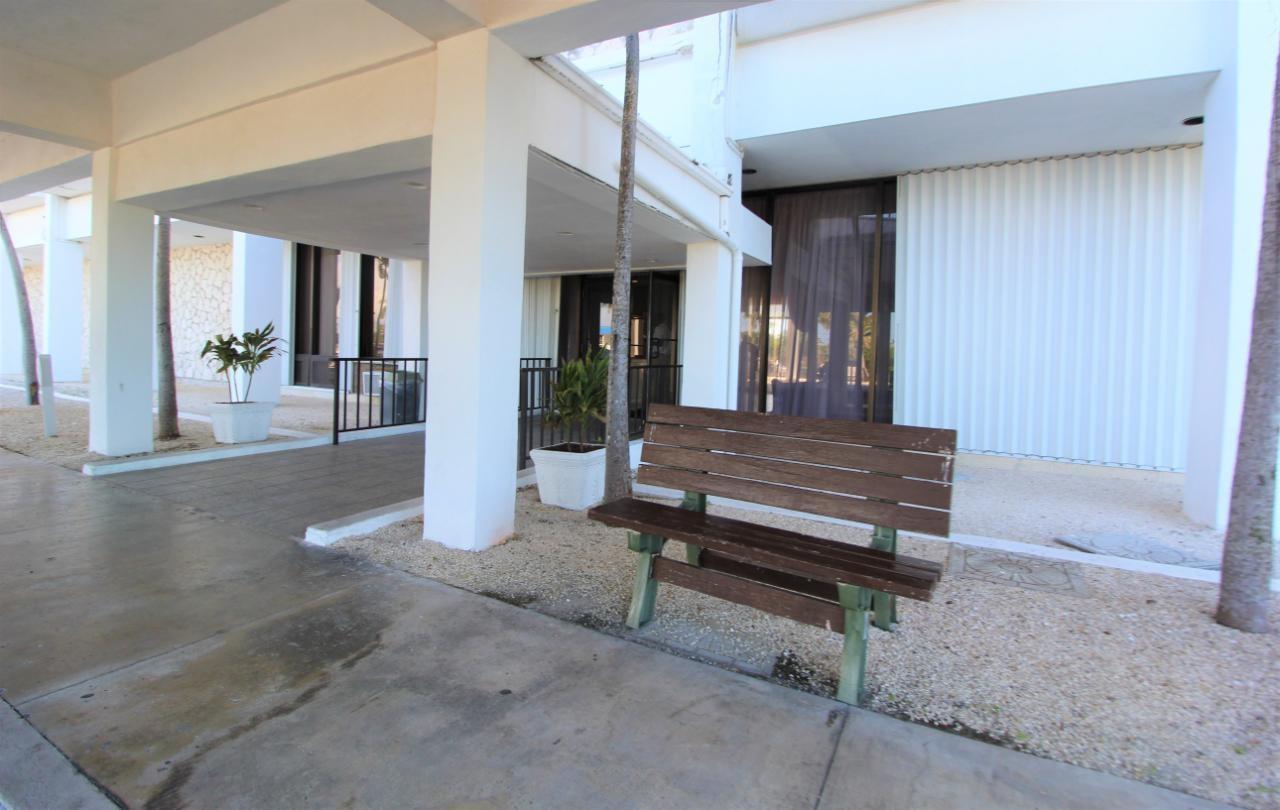 2 bedroom Apartment for sale in Grand Bahama — photo 3