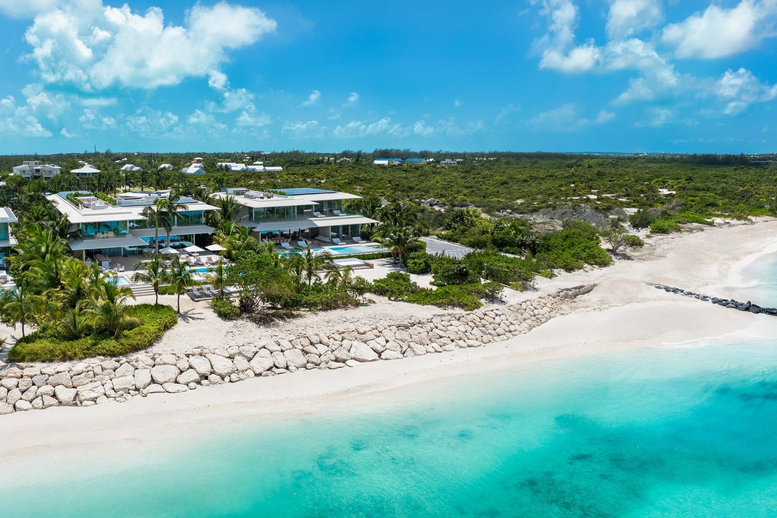 Beach Enclave Grace Bay, Villa 2 — photo 4