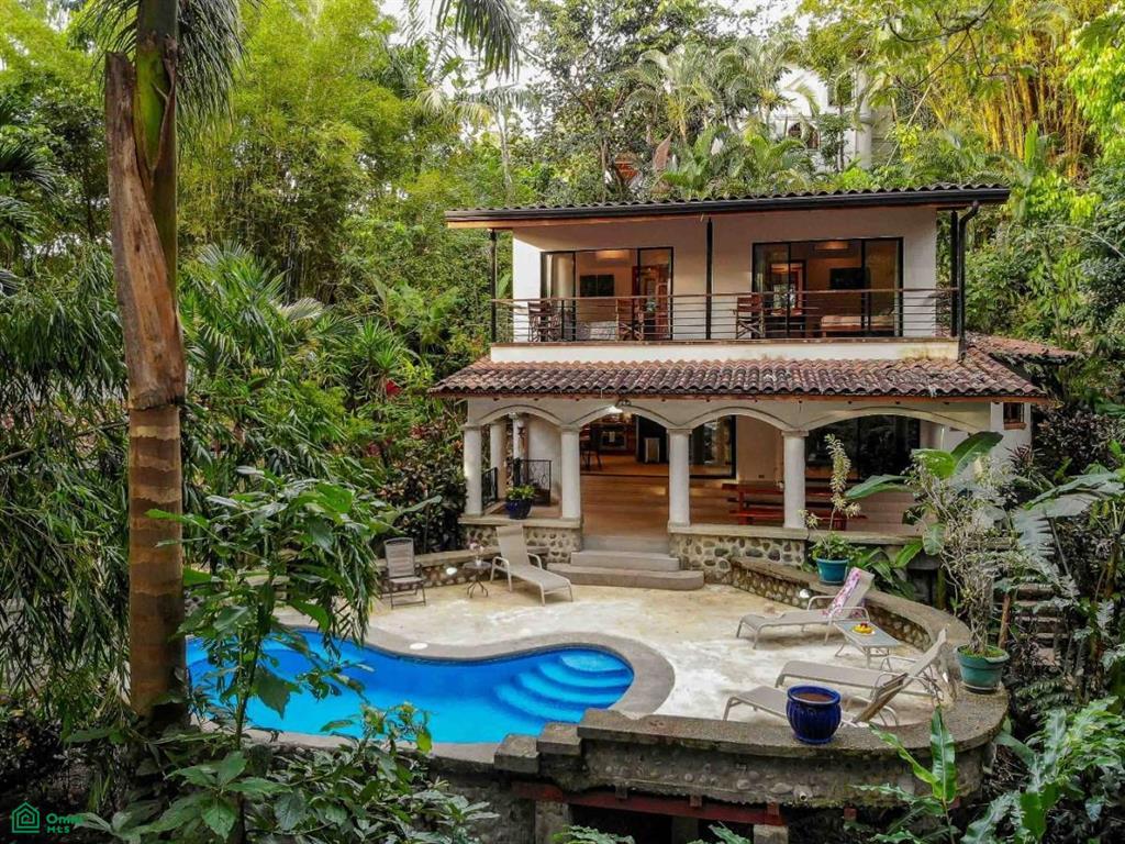 3 Bedroom Villa for Sale, Manuel Antonio, Puntarenas, Costa Rica — photo 2