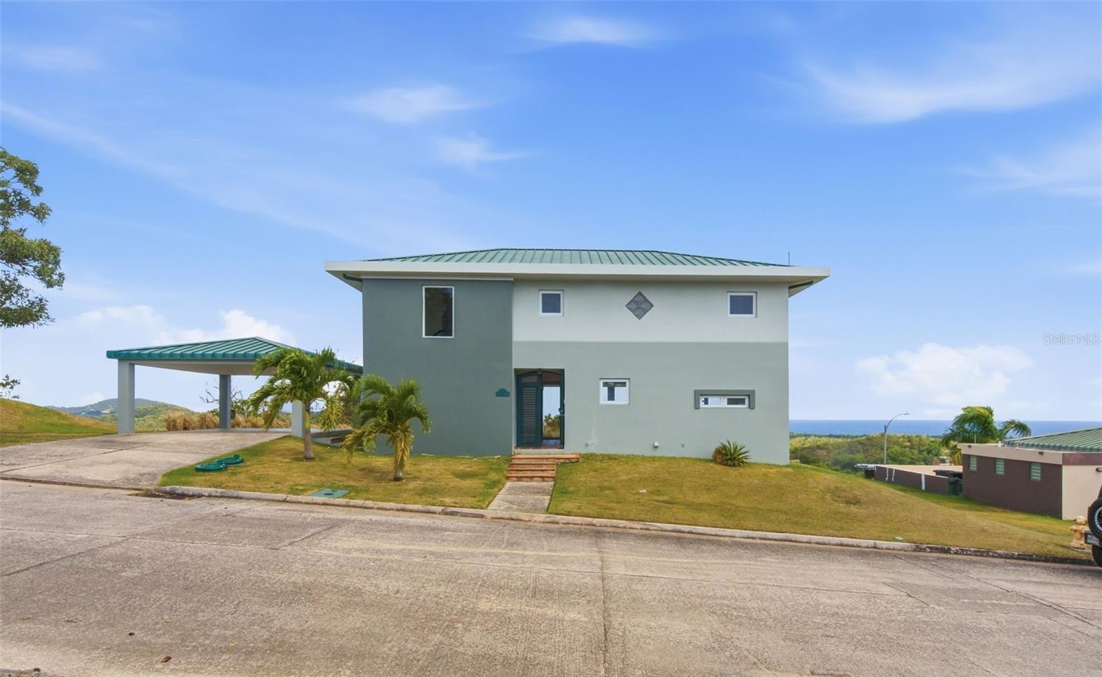 4-bedroom house in Hacienda Margarita, Luquillo, Puerto Rico — photo 1