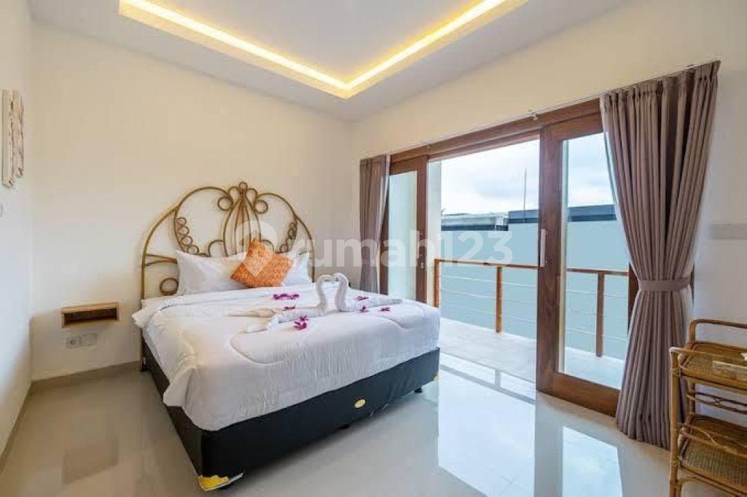 10-bedroom guest house in Canggu, just 400 meters to the beach — photo 3