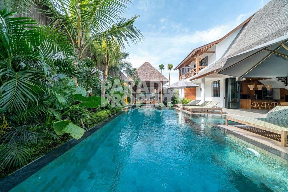 Stylish Must See 4 Bedroom Villa in Pererenan — photo 1