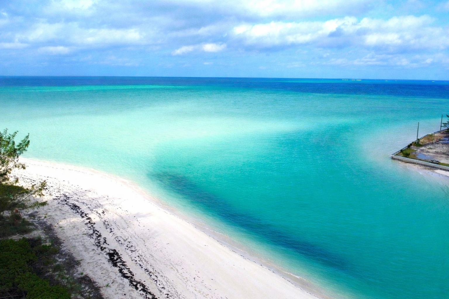RUSSEL ISLAND — photo 1