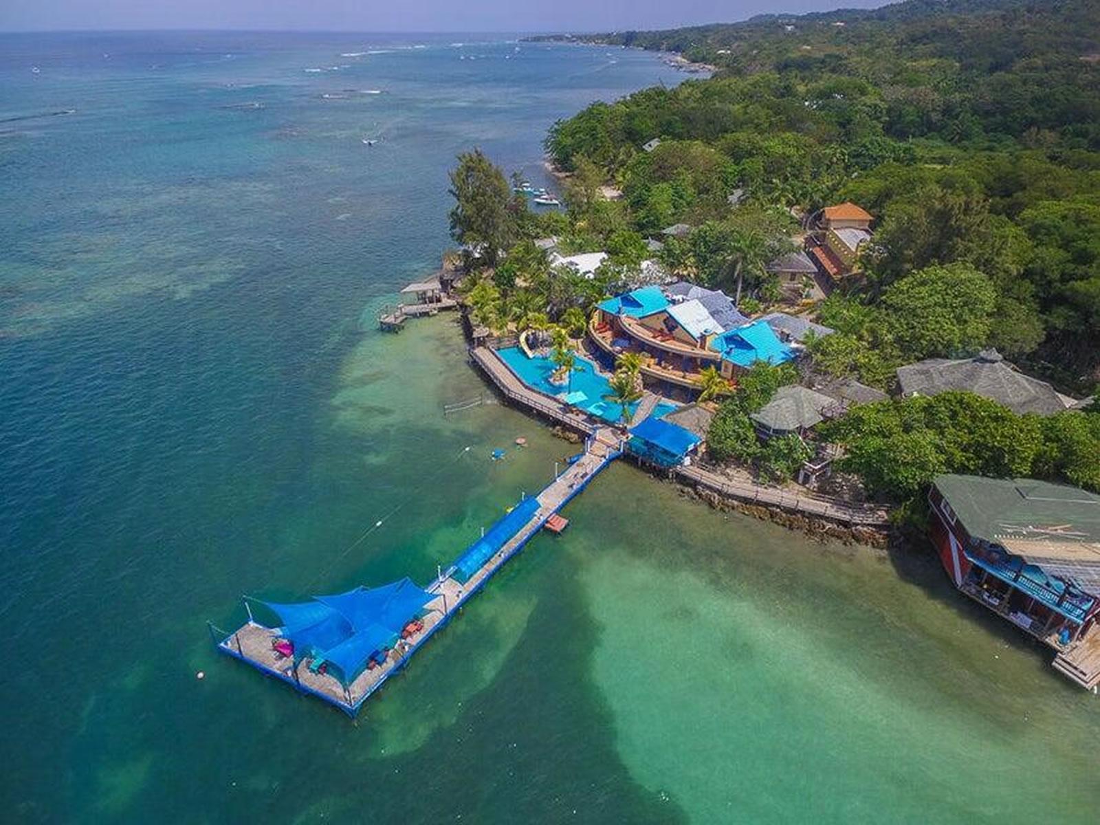 4 Bedroom Condo for Sale, Caribe Tesoro, West Bay, Roatan — photo 1