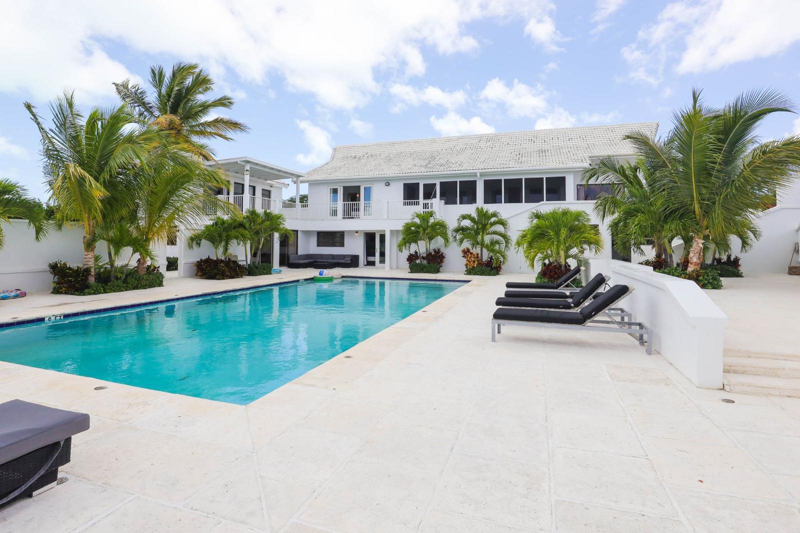 Nelson Hill, Leeward, Providenciales, Turks and Caicos Islands Villa — photo 1