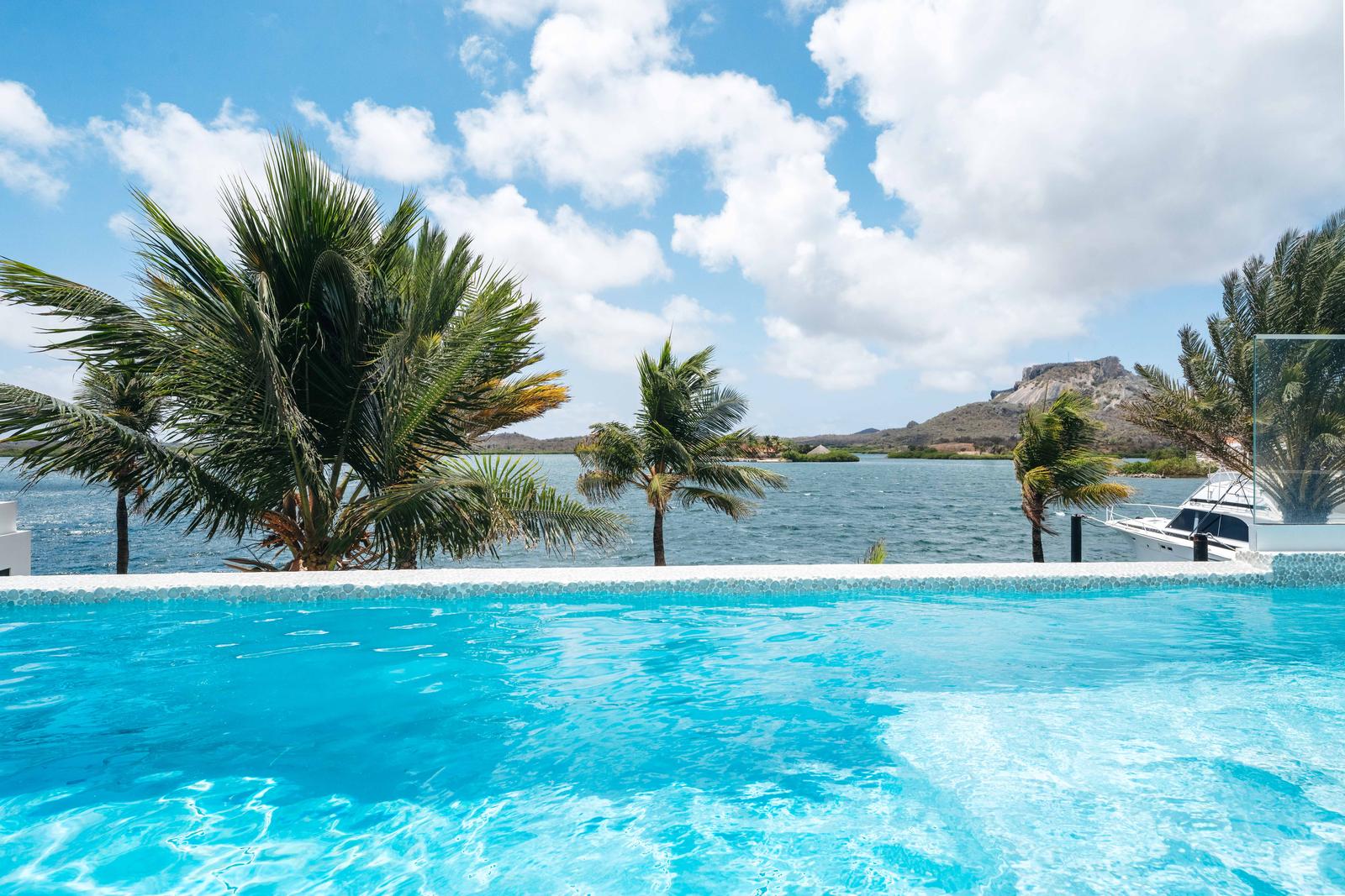 7 Bedroom Luxury Waterfront Villa 175 for Sale, Jan Sofat, Curacao — photo 5