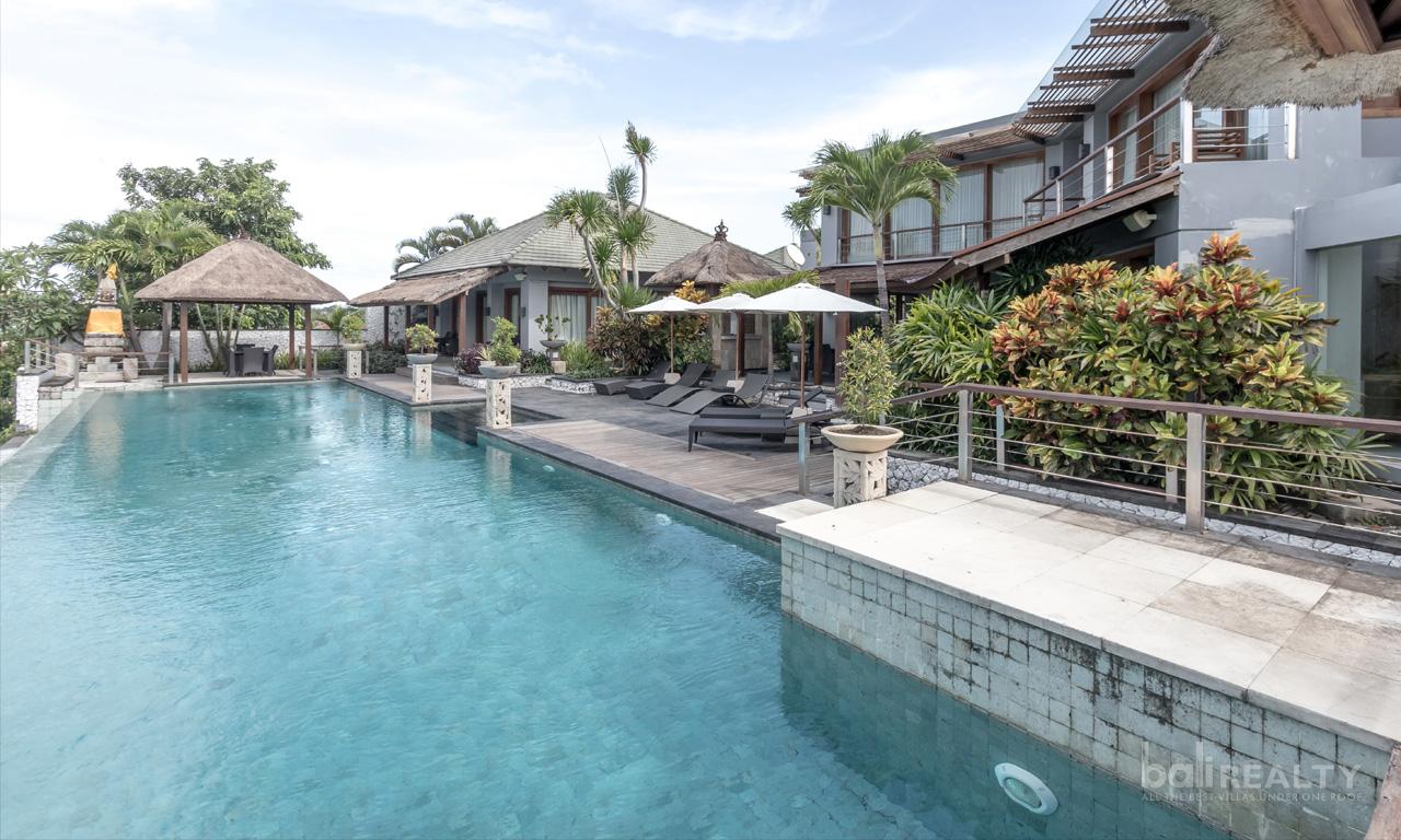 Incredible 10 Bedroom Luxury Villa in Jimbaran Hills - 2290 - BALI REALTY — photo 3