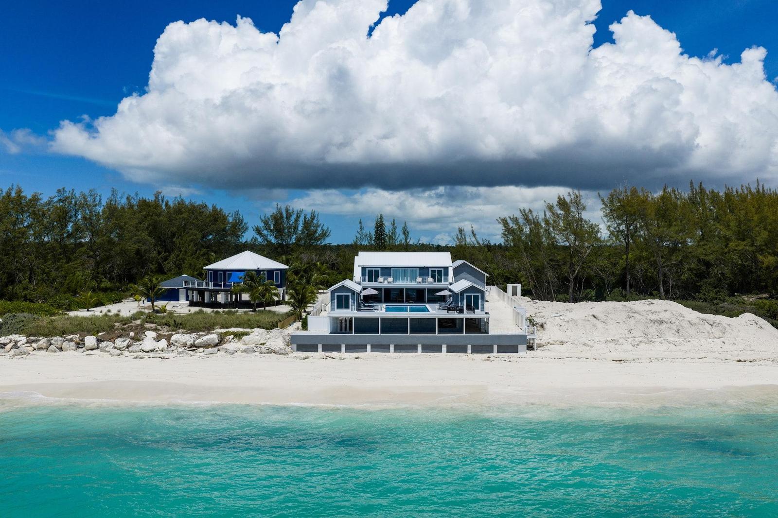 REEF HOUSE — photo 1