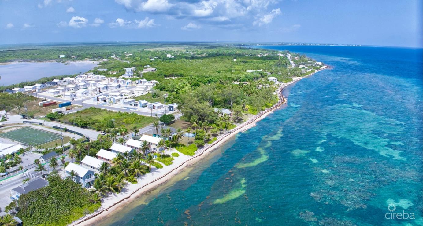 Azure Breeze Beachfront 3-bedroom Villa in the Cayman Islands — photo 4