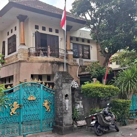 4-bedroom house in Denpasar — photo 1