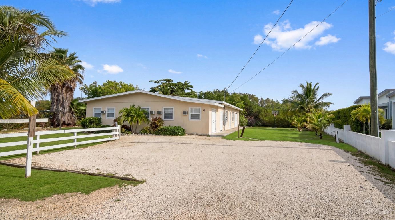 9 Bedroom Multi-Unit Investment Property for Sale in Bodden Town — photo 1