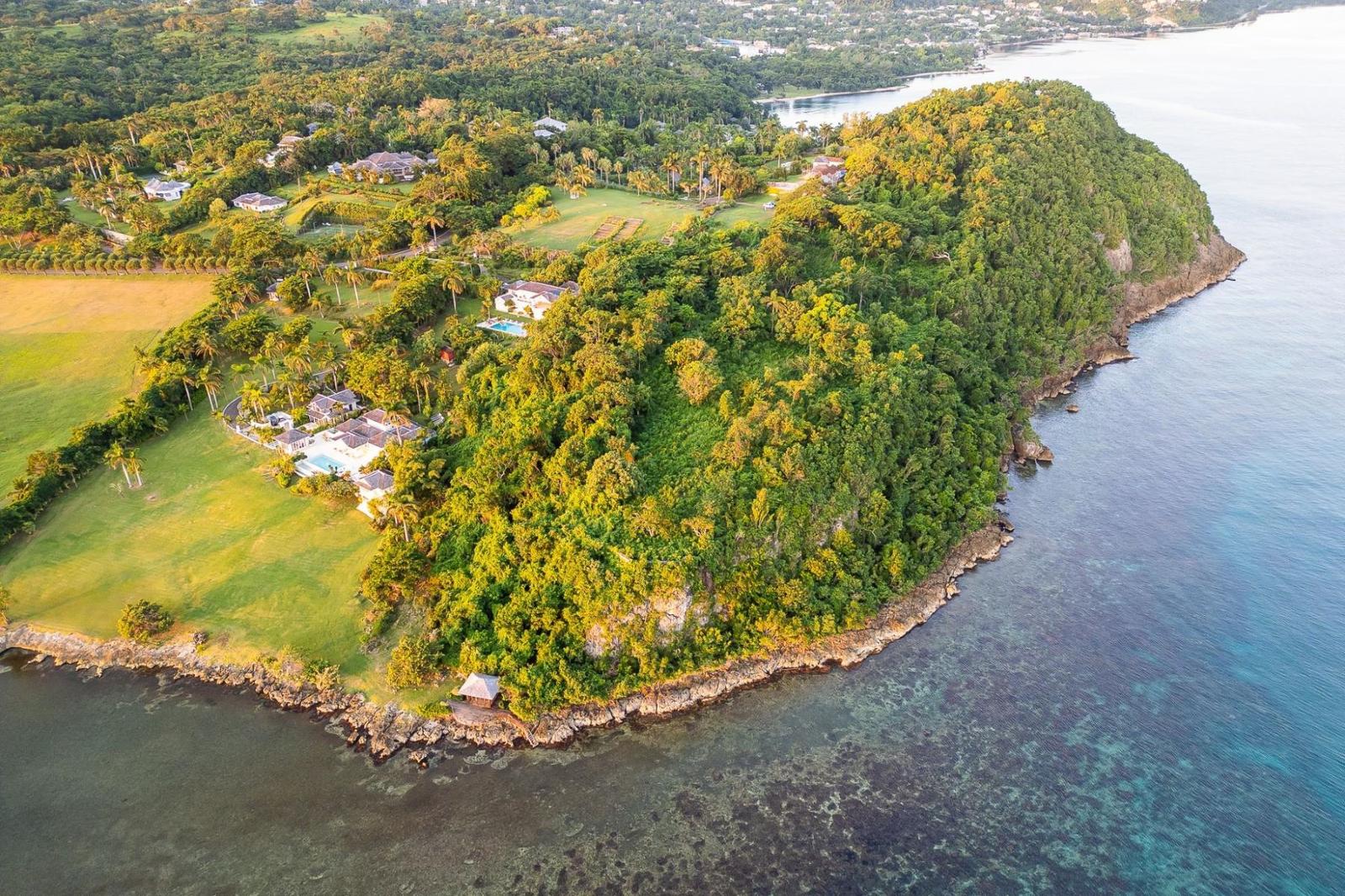 6 Acres Oceanfront Land for Sale, Round Hill Resort, Hanover, Jamaica — photo 4