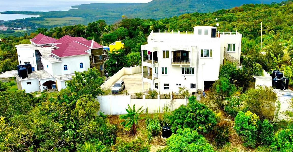 6 Bedroom Home for Sale in Culloden, White House, Westmoreland, Jamaica — photo 3