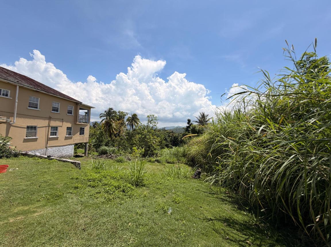 Highgate Jamaica 6BR Home — photo 2