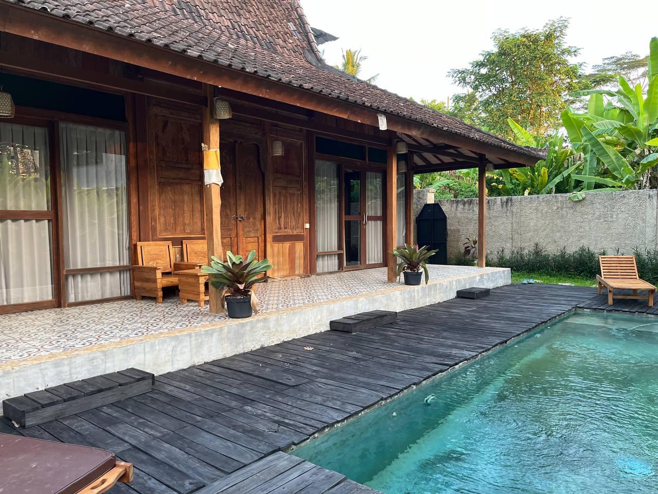 Guesthouse in Bali with pools and restaurant — photo 4