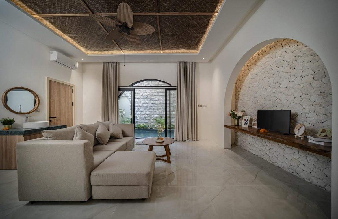 Charming two-bedroom villa in Tumbak Bayuh, Canggu, Bali — photo 5