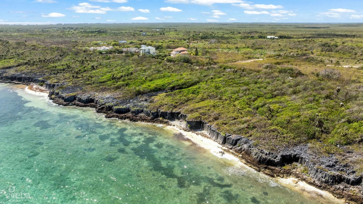 Oceans 8 - Queens Highway Oceanfront Lot (#3) in the Cayman Islands — photo 4