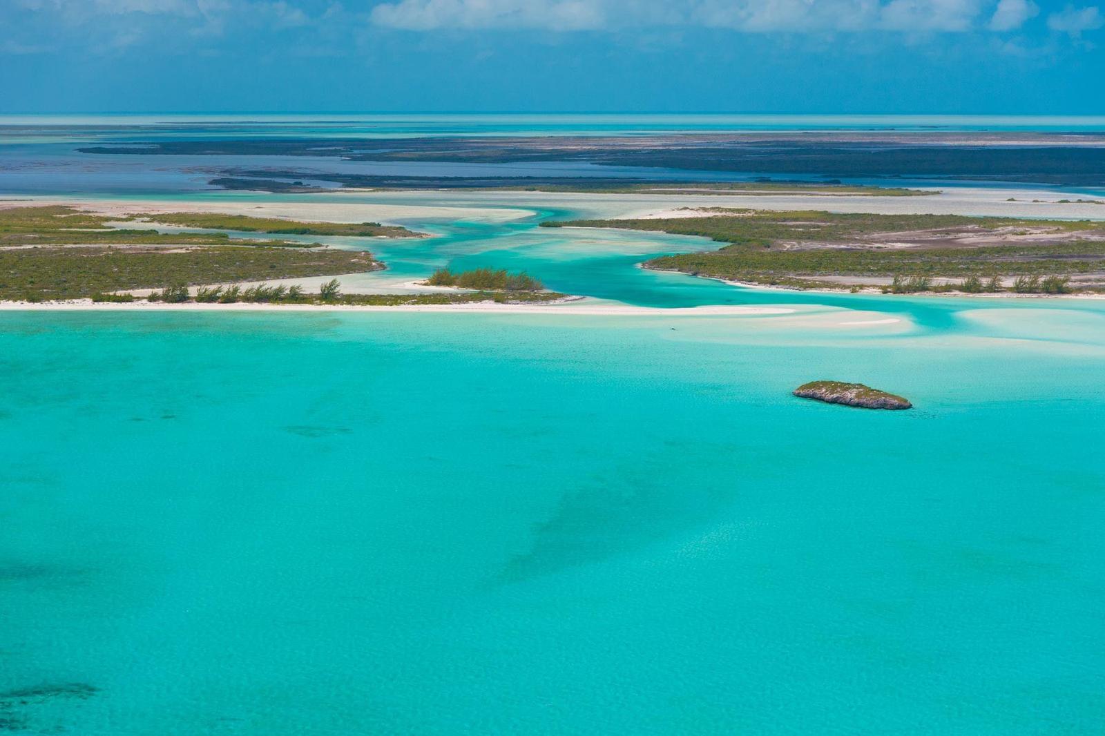 Private Island for Sale in Turks & Caicos direct on the Ocean — photo 4