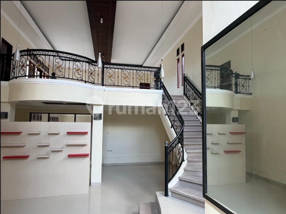 4-bedroom house in Kerobokan Kelod, Bali — photo 2